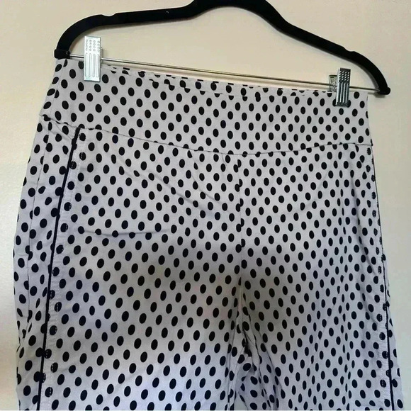 7th Avenue Design Studio New York & Company Black and White Polka Dot Capris in - Picture 2 of 8
